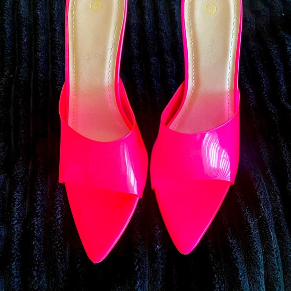Hot Pink Heels : Worn ONCE 🩷 - Picture 2 of 2